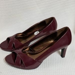 Etienne Aigner Heels